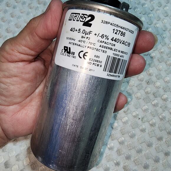 MARS 2 CAPACITOR  40+5 440 VAC/B FOR HEAT PUMP - Picture 1 of 3